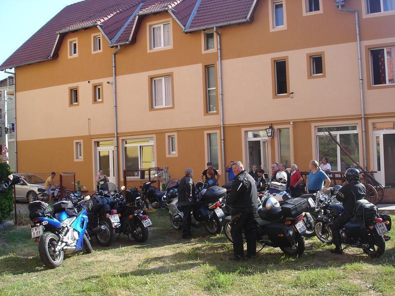 Pensiunea Claudiu Caransebes Exterior photo